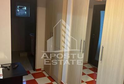 Apartament cu 2 camere decomandat în Lipovei