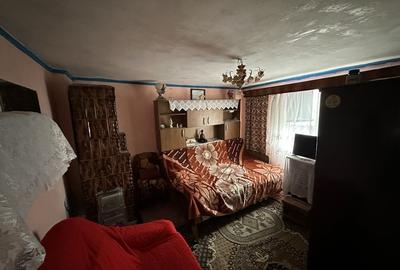 Casă cu 3 camere în Căteasca - 1
