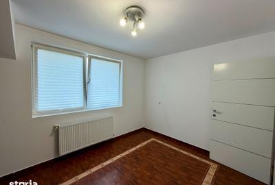 Apartament cu 3 camere, mobilat în Central