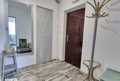 Apartament cu 2 camere în Centrul Civic