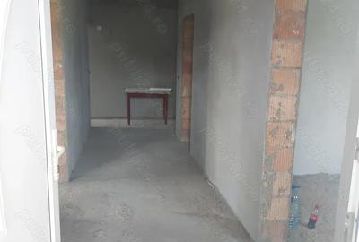 Casă cu 6 camere în Unirea - 2