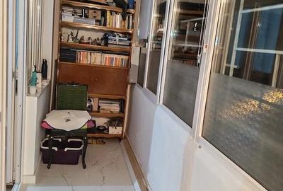 Apartament cu 2 camere decomandat în Pajura
