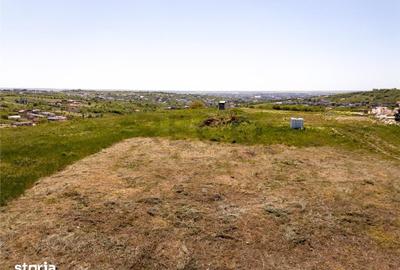 Teren de 1388 mp, în Paleu - 12