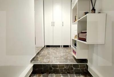Casă cu 4 camere cu Teren 668 Mp în Central - 3