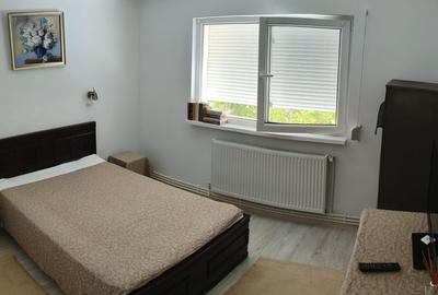 Apartament cu 2 camere semidecomandat în Inel I