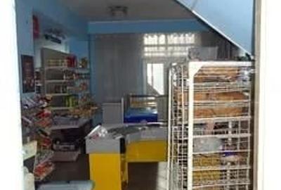 Spațiu comercial, în Pătrăuți - 8