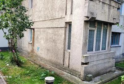 Apartament cu 2 camere decomandat în Central - 1