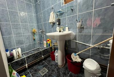 Casă cu 3 camere cu Teren 2638 Mp în Central - 2