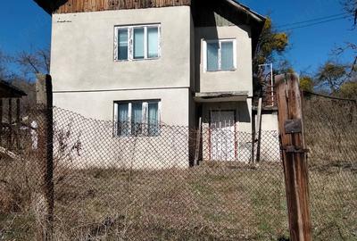Casă cu Teren 3000 Mp în Feleac - 2