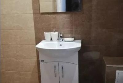 Garsonieră decomandată în Colentina