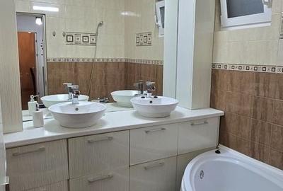 Apartament cu 2 camere decomandat în Gara
