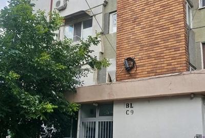 Garsonieră decomandată în Exterior Vest