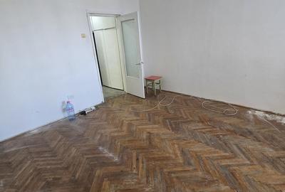 Garsonieră semidecomandată în Craiovei