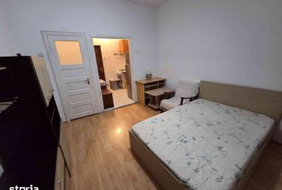 Garsonieră în Far
