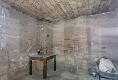 Apartament cu 3 camere semidecomandat în Central - 3