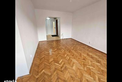 Apartament cu 4 camere în Central