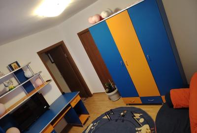 Apartament cu 2 camere decomandat în Exterior Vest