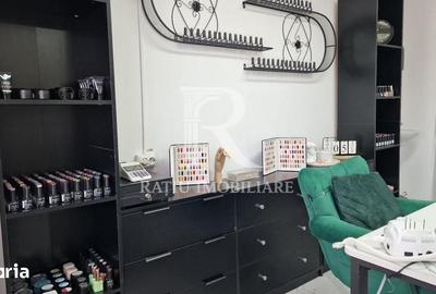 Spațiu comercial, de 27 mp, în Central - 6