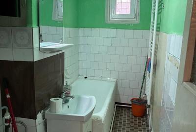 Apartament cu 2 camere decomandat în Central - 1