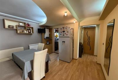 Apartament cu 3 camere decomandat, mobilat în Ultracentral