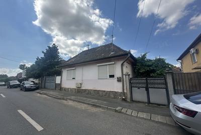 Casă cu 4 camere în Central - 3