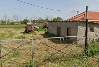 Teren de 1517 mp, în Amzacea - 4