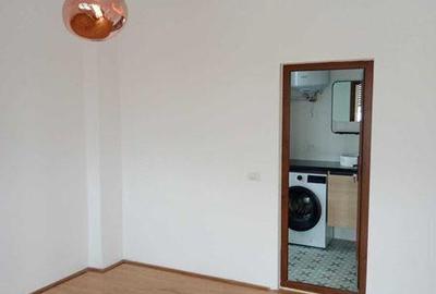 Garsonieră în Romană - 2