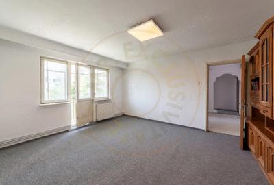 Apartament cu 3 camere semidecomandat în Găvana - 1