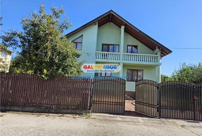 Casă cu 6 camere cu Teren 400 Mp în Exterior Est