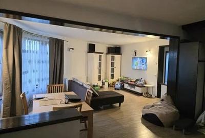 Apartament cu 4 camere decomandat în Cug - 1