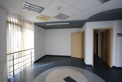 Birou, de 396 mp, în Cetății - 2