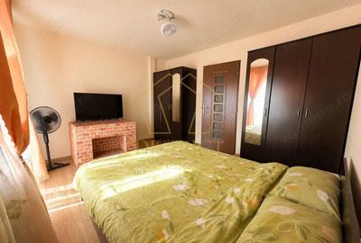 Apartament cu 3 camere decomandat în Dâmbovița - 1