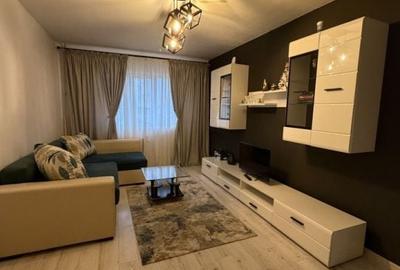 Apartament cu 3 camere decomandat în Lăpuș