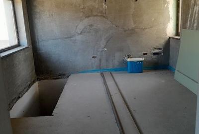 Casă cu 4 camere în Malu Mare - 6