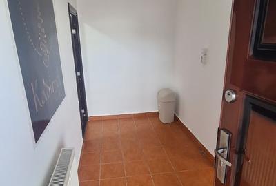 Spațiu comercial, de 29 mp, în Nord - 7