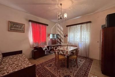 Casă cu 4 camere cu Teren 5000 Mp în Tisa