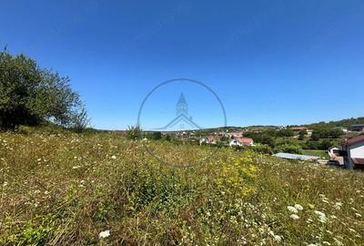 Teren de 800 mp, în Central