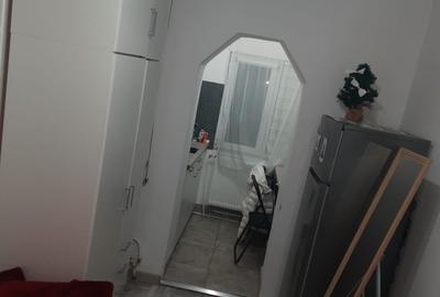 Garsonieră în Decebal