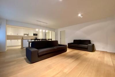 Apartament cu 3 camere decomandat, mobilat în Micro 12 - 2