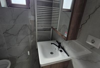 Casă cu 3 camere cu Teren 250 Mp în Central - 8