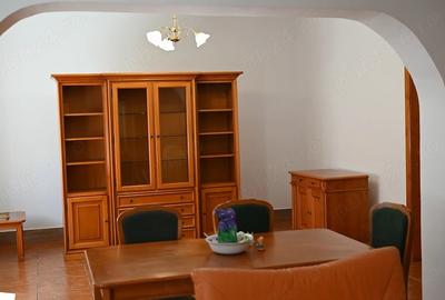 Casă cu 5 camere cu Teren 500 Mp în Central - 1