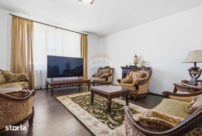Casă cu 7 camere cu Teren 887 Mp în Bucium