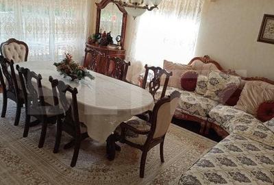 Casă cu 6 camere cu Teren 300 Mp în Central