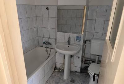 Apartament cu 2 camere decomandat în Obor - 6