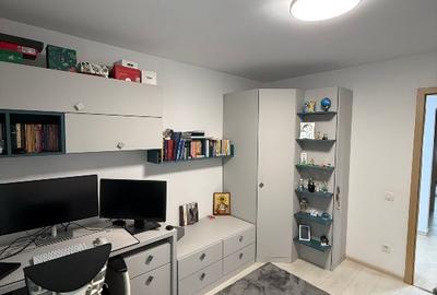 Apartament cu 4 camere decomandat în Florilor - 4
