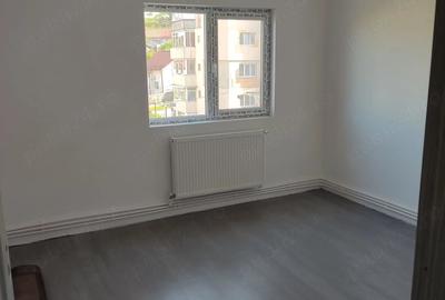 Apartament cu 2 camere nedecomandat în Central - 1