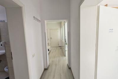 Apartament cu 3 camere semidecomandat în Central - 12