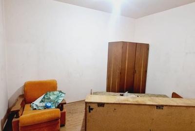 Apartament cu 2 camere nedecomandat în Cornișa