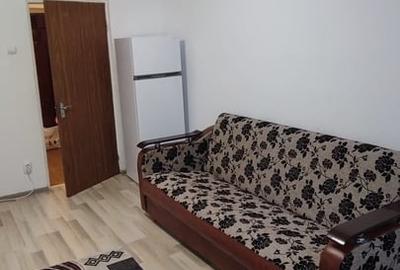 Garsonieră semidecomandată în Titan