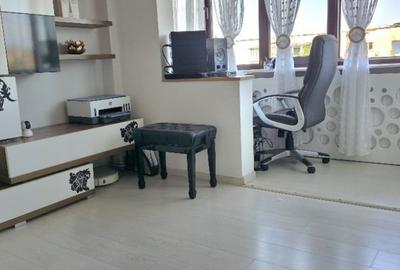 Apartament cu 2 camere semidecomandat în Astra